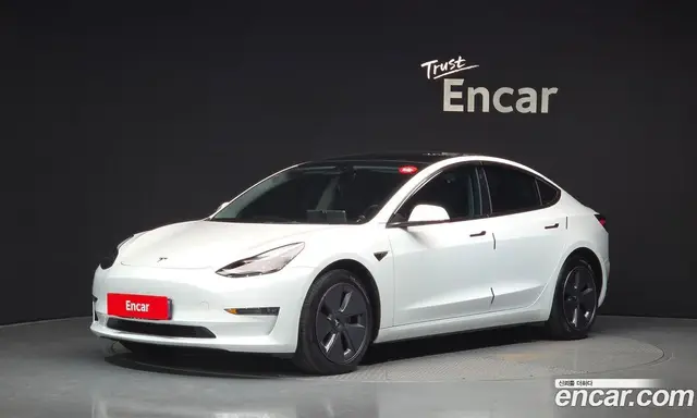 Tesla Model 3, 2022, 23 317 км