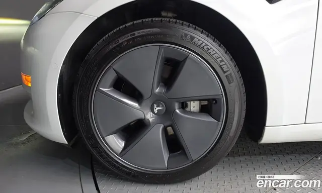 Tesla Model 3 2022 0.2 автомат (гидро), миниатюра 5