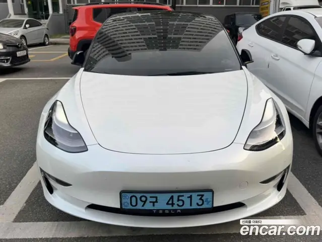 Tesla Model 3 2022 автомат (гидро), миниатюра 3
