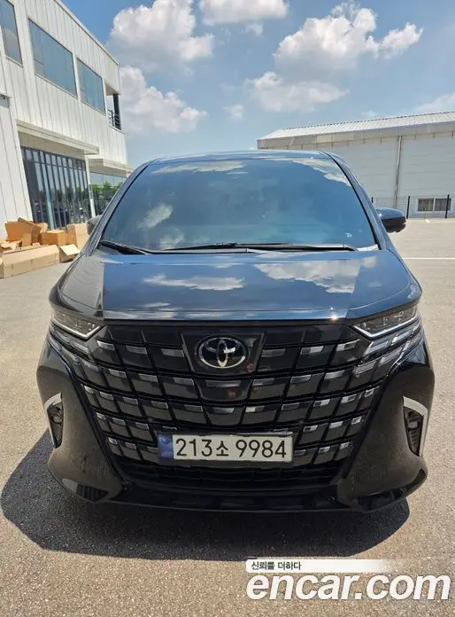 Toyota Alphard 2024 2.5 автомат (вариатор), миниатюра 3