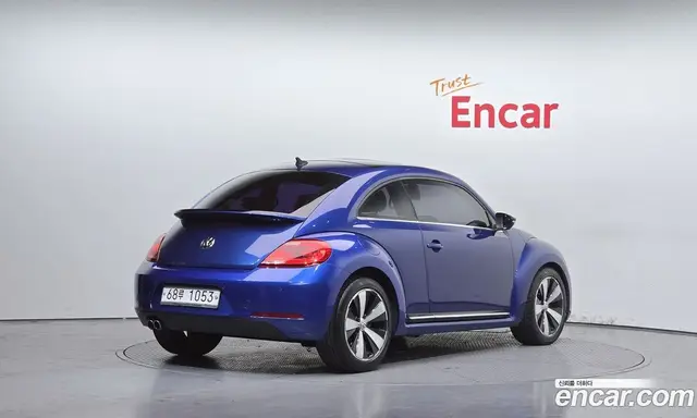 Volkswagen Beatle 2013 2.0 автомат (гидро), миниатюра 2 Volkswagen Beatle 2013 2.0 автомат (гидро), миниатюра 2