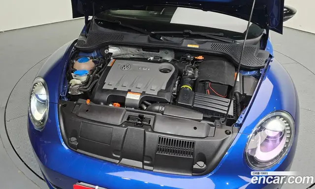 Volkswagen Beatle 2013 2.0 автомат (гидро), миниатюра 6 Volkswagen Beatle 2013 2.0 автомат (гидро), миниатюра 6