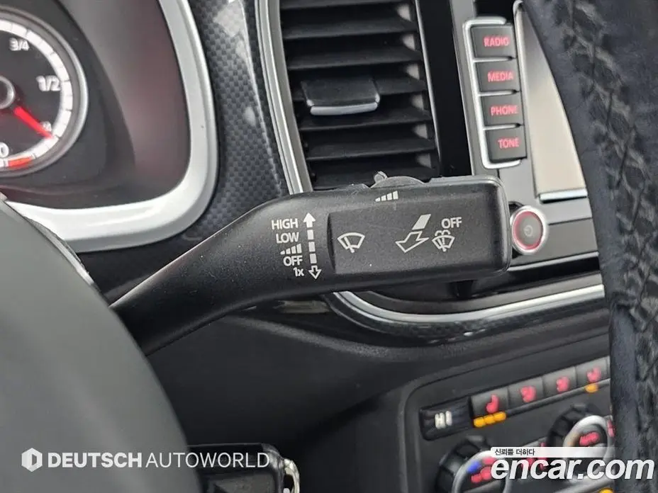 Volkswagen Beatle 2014 2.0 автомат (гидро), фото 18 Volkswagen Beatle 2014 2.0 автомат (гидро), фото 18