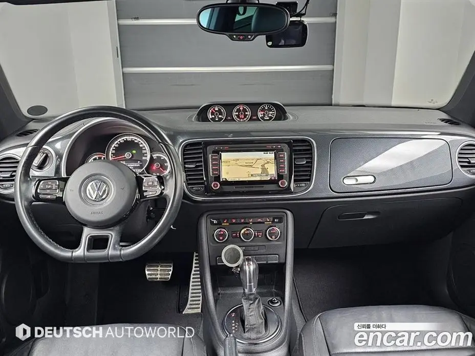 Volkswagen Beatle 2014 2.0 автомат (гидро), фото 7 Volkswagen Beatle 2014 2.0 автомат (гидро), фото 7
