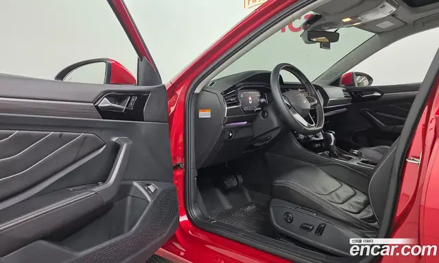 Volkswagen Jetta 2023 1.5 автомат (гидро), миниатюра 12