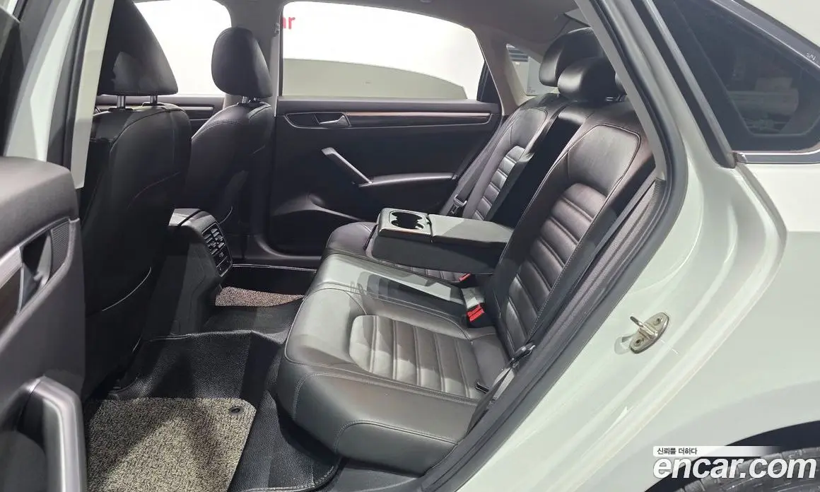 Volkswagen Passat 2018 2.0 автомат (гидро), фото 11
