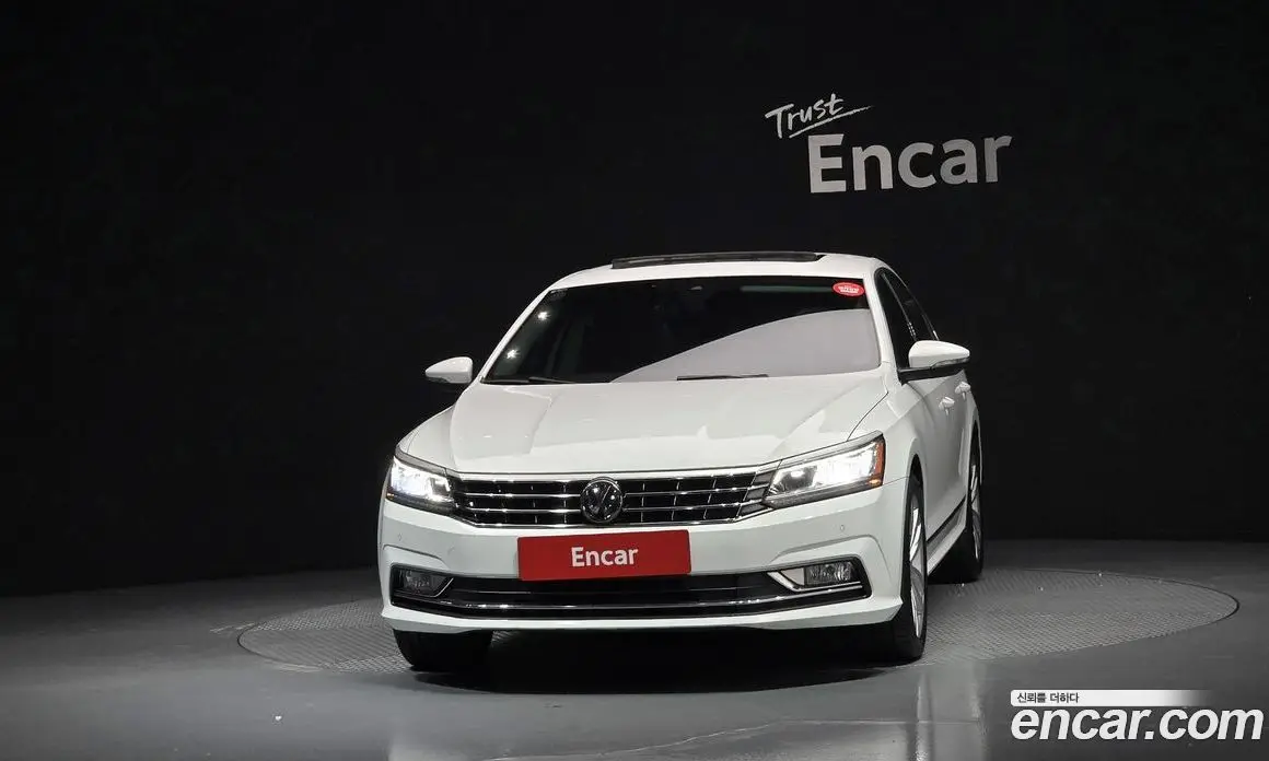 Volkswagen Passat 2018 2.0 автомат (гидро), фото 3