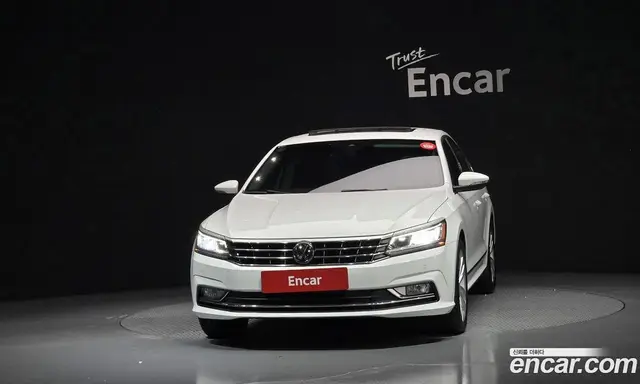 Volkswagen Passat 2018 2.0 автомат (гидро), миниатюра 3