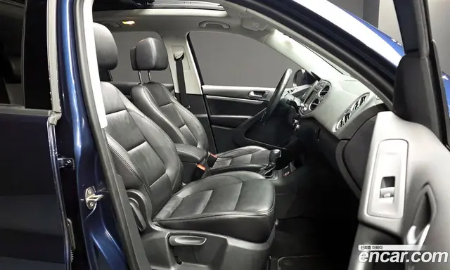 Volkswagen Tiguan 2012 2.0 автомат (гидро), миниатюра 11 Volkswagen Tiguan 2012 2.0 автомат (гидро), миниатюра 11