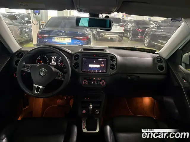 Volkswagen Tiguan 2014 2.0 автомат (гидро), миниатюра 7 Volkswagen Tiguan 2014 2.0 автомат (гидро), миниатюра 7