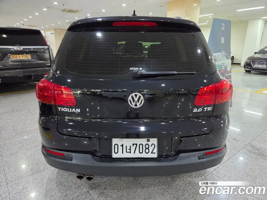Volkswagen Tiguan 2015 2.0 автомат (гидро), фото 4