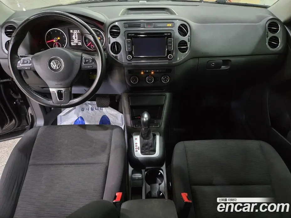 Volkswagen Tiguan 2015 2.0 автомат (гидро), фото 6