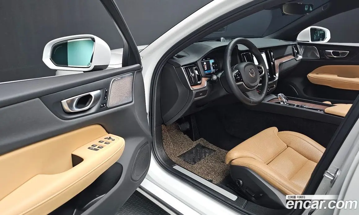 Volvo S60 2024 2.0 автомат (гидро), фото 11 Volvo S60 2024 2.0 автомат (гидро), фото 11