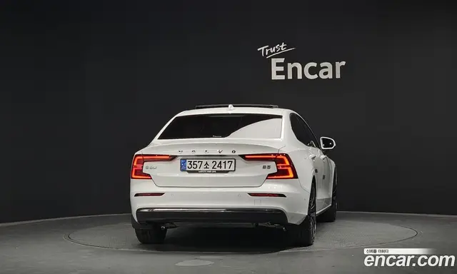 Volvo S60 2024 2.0 автомат (гидро), миниатюра 4 Volvo S60 2024 2.0 автомат (гидро), миниатюра 4