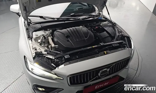 Volvo S60 2024 2.0 автомат (гидро), миниатюра 6 Volvo S60 2024 2.0 автомат (гидро), миниатюра 6