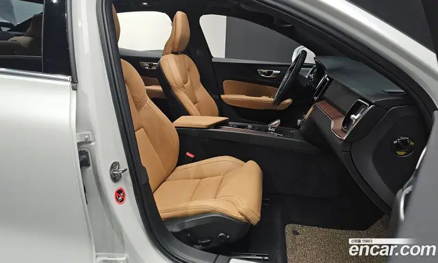 Volvo S60 2024 2.0 автомат (гидро), миниатюра 10 Volvo S60 2024 2.0 автомат (гидро), миниатюра 10