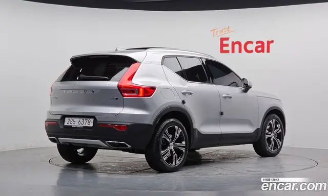 Volvo XC40 2019 2.0 автомат (гидро), миниатюра 2 Volvo XC40 2019 2.0 автомат (гидро), миниатюра 2