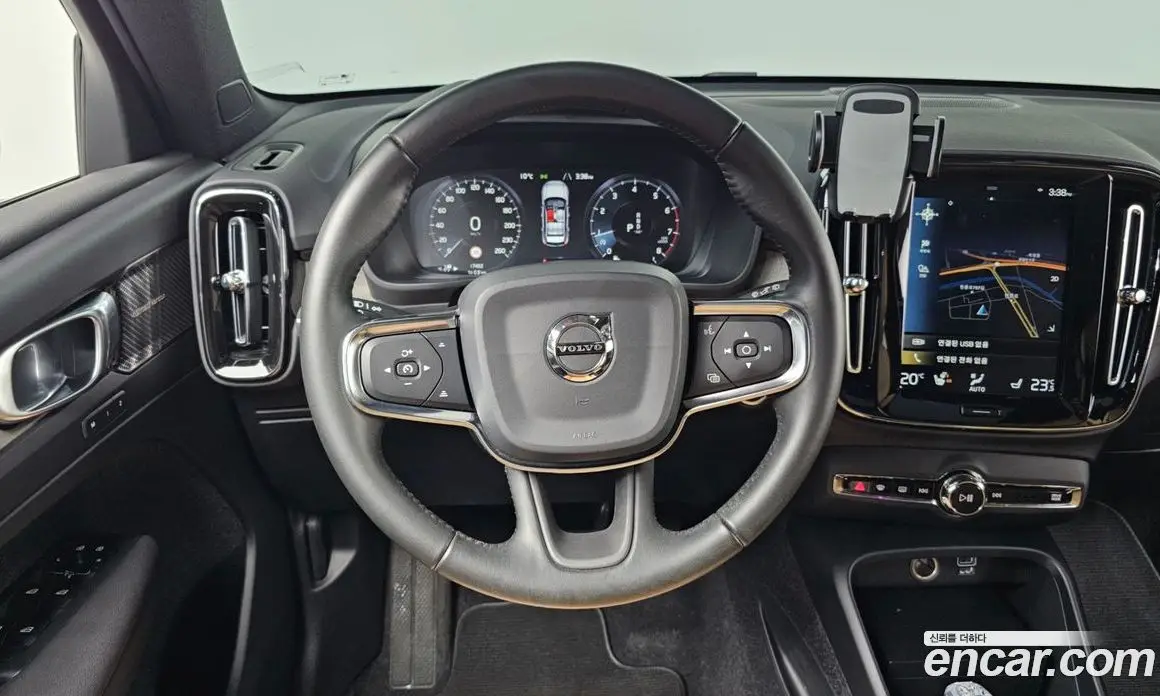 Volvo XC40 2019 2.0 автомат (гидро), фото 13 Volvo XC40 2019 2.0 автомат (гидро), фото 13
