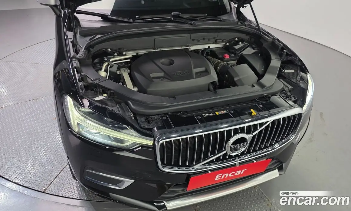 Volvo XC60 2018 2.0 автомат (гидро), фото 6 Volvo XC60 2018 2.0 автомат (гидро), фото 6