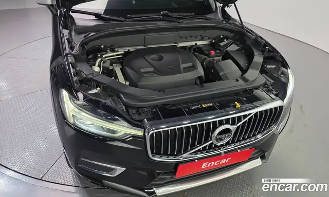 Volvo XC60 2018 2.0 автомат (гидро), миниатюра 6 Volvo XC60 2018 2.0 автомат (гидро), миниатюра 6