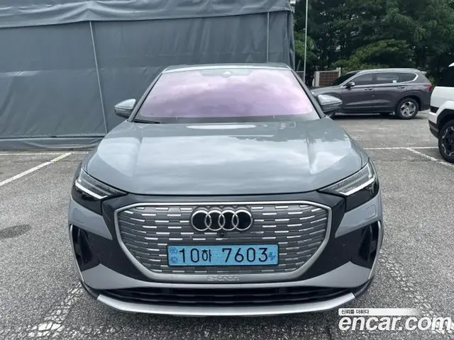 Audi Q4 e-tron 2022 автомат (гидро), миниатюра 3