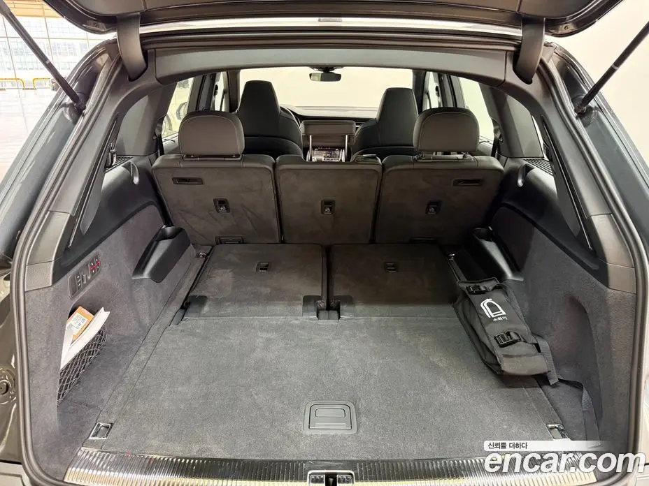 Audi Q7 2025 3.0 автомат (гидро), фото 19