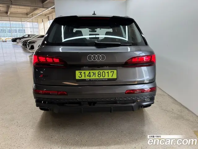 Audi Q7 2025 3.0 автомат (гидро), миниатюра 3