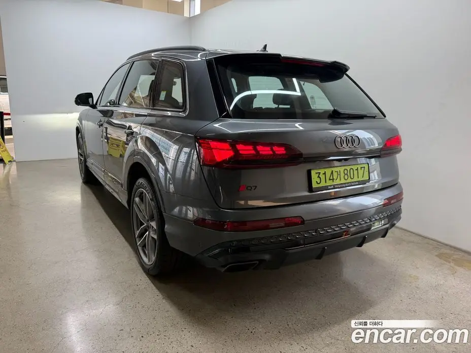 Audi Q7 2025 3.0 автомат (гидро), фото 4