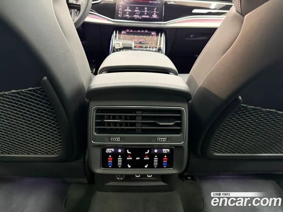 Audi Q7 2025 3.0 автомат (гидро), фото 10