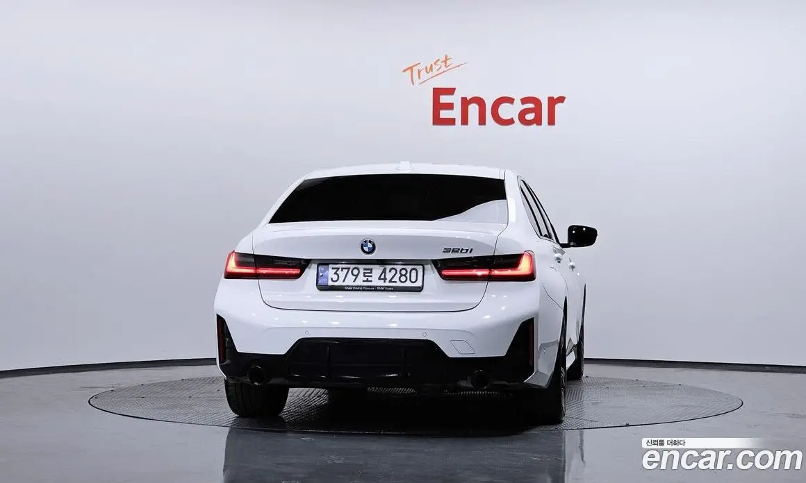 BMW 3 серия 2023 2.0 автомат (гидро), фото 4 BMW 3 серия 2023 2.0 автомат (гидро), фото 4