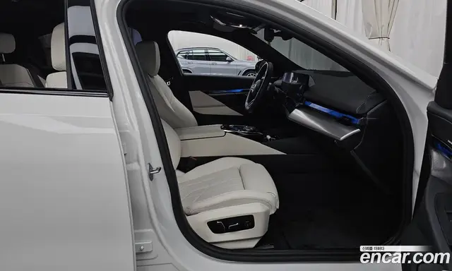 BMW 5 серия 2025 2.0 автомат (гидро), миниатюра 11