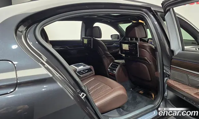 BMW 7 серия 2019 3.0 автомат (гидро), миниатюра 11