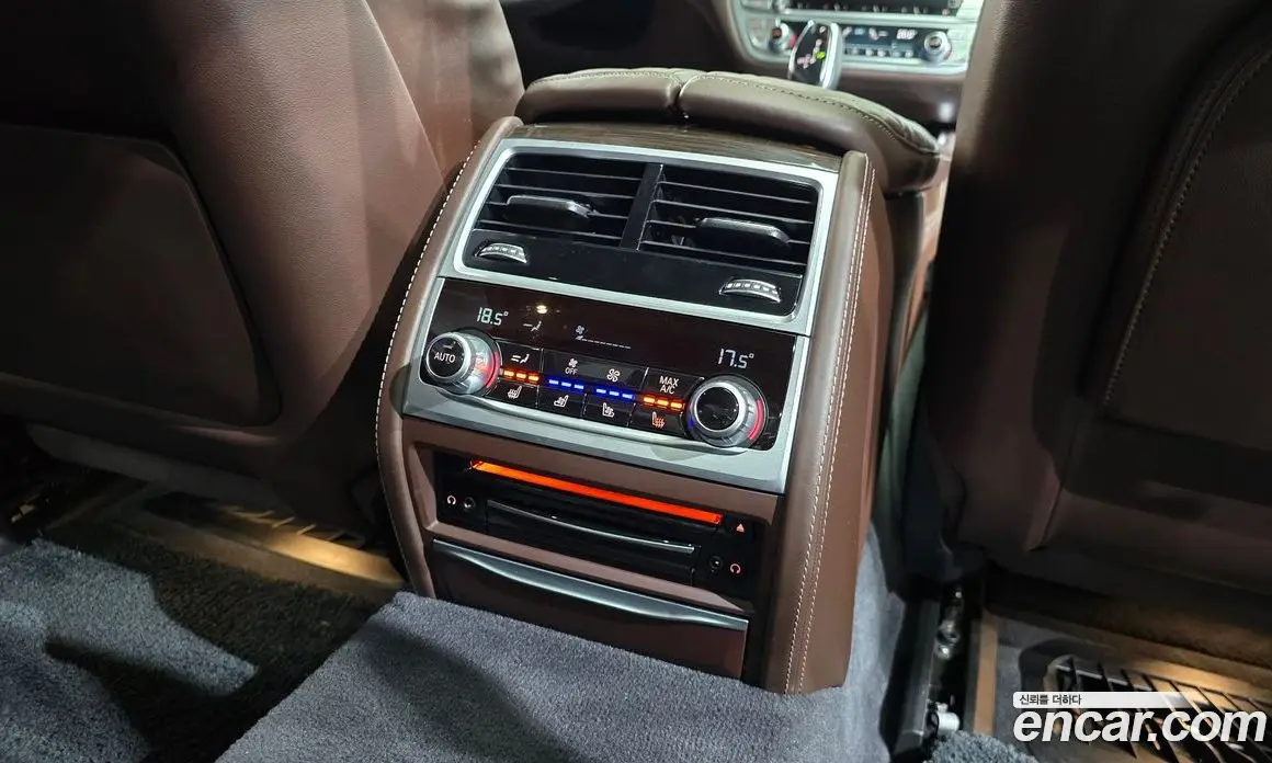 BMW 7 серия 2019 3.0 автомат (гидро), фото 15