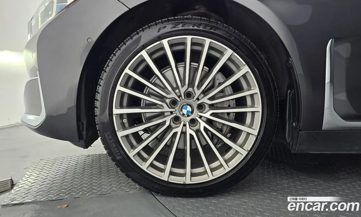 BMW 7 серия 2019 3.0 автомат (гидро), фото 5