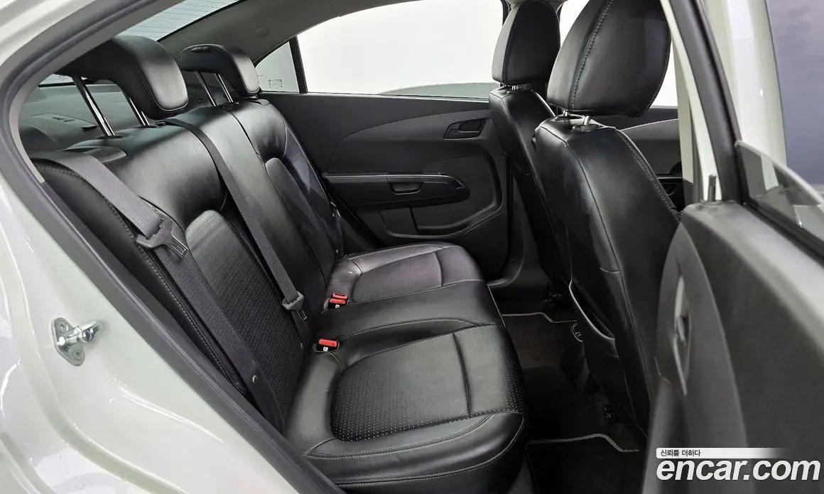 Chevrolet Aveo 2014 1.6 автомат (гидро), фото 12