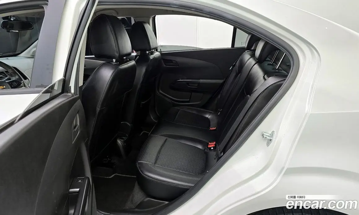 Chevrolet Aveo 2014 1.6 автомат (гидро), фото 13