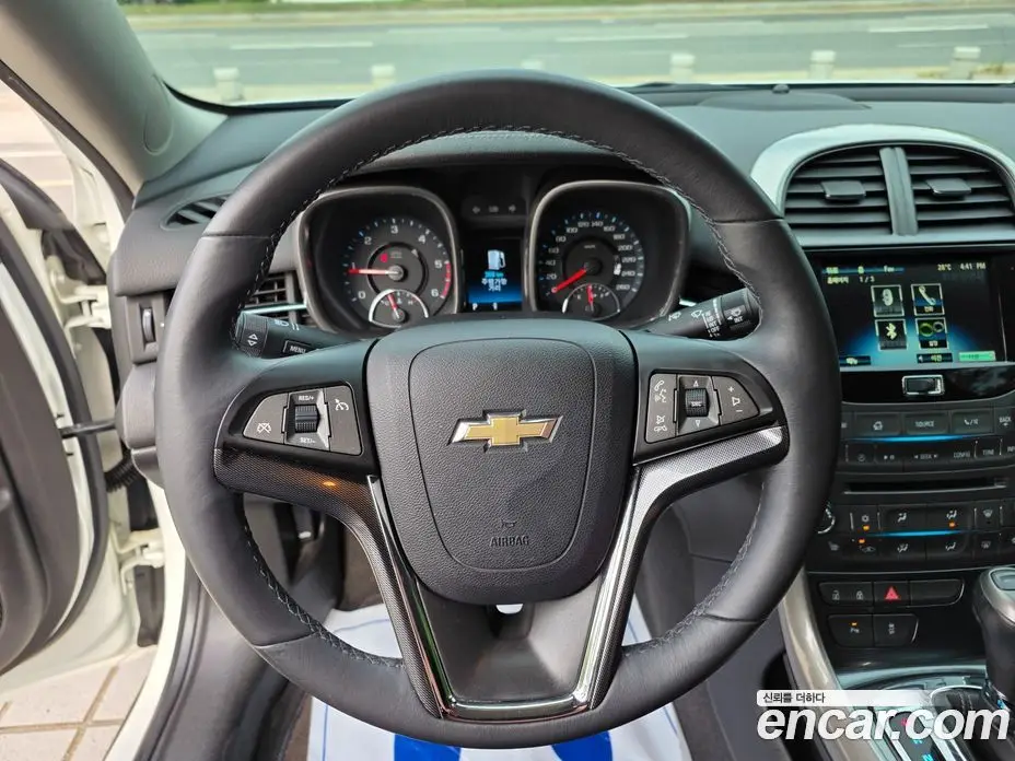 Chevrolet Malibu 2015 2.0 автомат (гидро), фото 12 Chevrolet Malibu 2015 2.0 автомат (гидро), фото 12