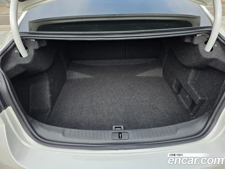 Chevrolet Malibu 2015 2.0 автомат (гидро), фото 10 Chevrolet Malibu 2015 2.0 автомат (гидро), фото 10