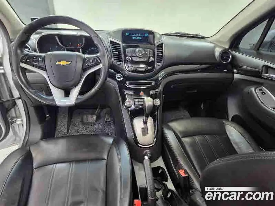 Chevrolet Orlando 2011 2.0 автомат (гидро), фото 16