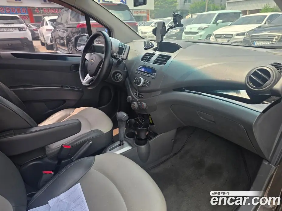 Chevrolet Spark 2011 1.0 автомат (гидро), фото 9