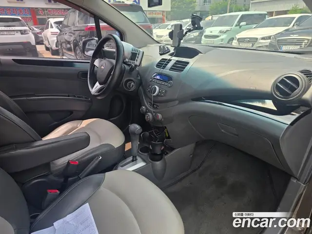 Chevrolet Spark 2011 1.0 автомат (гидро), миниатюра 9