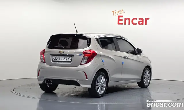 Chevrolet Spark 2016 1.0 автомат (гидро), миниатюра 2