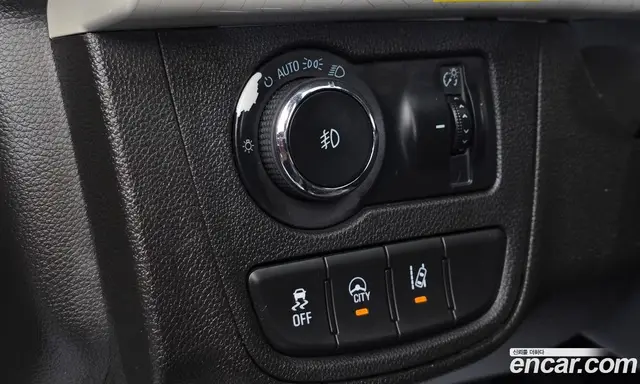 Chevrolet Spark 2016 1.0 автомат (гидро), миниатюра 11