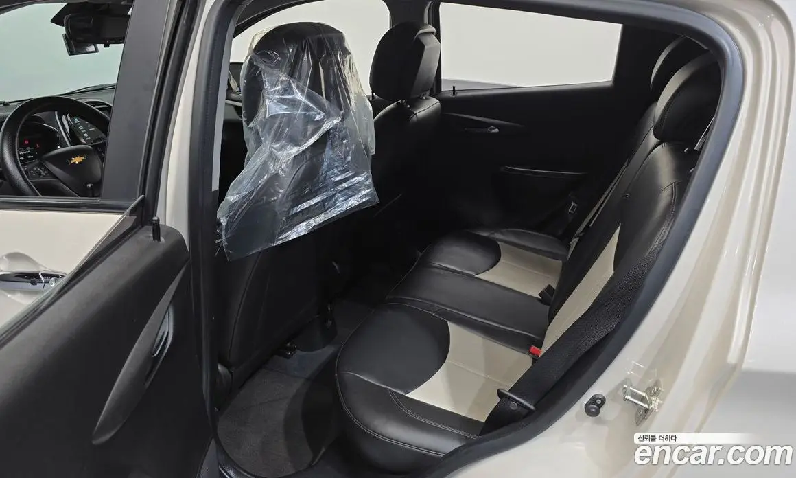 Chevrolet Spark 2016 1.0 автомат (гидро), фото 12
