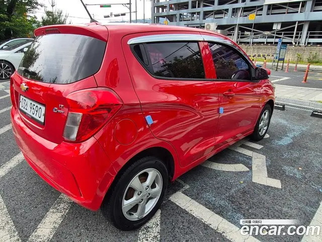 Chevrolet Spark 2017 1.0 автомат (гидро), миниатюра 6 Chevrolet Spark 2017 1.0 автомат (гидро), миниатюра 6