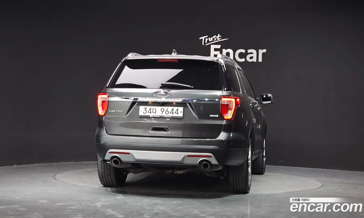 Ford Explorer 2016 2.3 автомат (гидро), фото 4 Ford Explorer 2016 2.3 автомат (гидро), фото 4