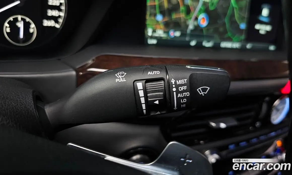 Genesis EQ900 2016 3.3 автомат (гидро), фото 18 Genesis EQ900 2016 3.3 автомат (гидро), фото 18