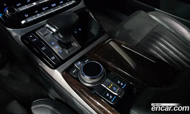 Genesis EQ900 2016 3.3 автомат (гидро), миниатюра 9 Genesis EQ900 2016 3.3 автомат (гидро), миниатюра 9