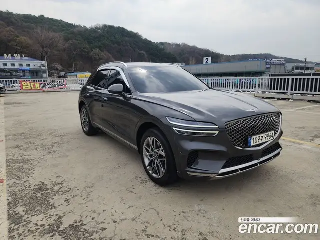 Genesis GV70, 2023, 81 607 км