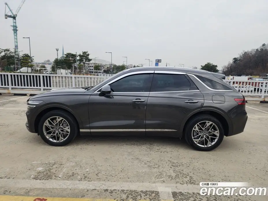 Genesis GV70 2023 2.5 автомат (гидро), фото 17 Genesis GV70 2023 2.5 автомат (гидро), фото 17